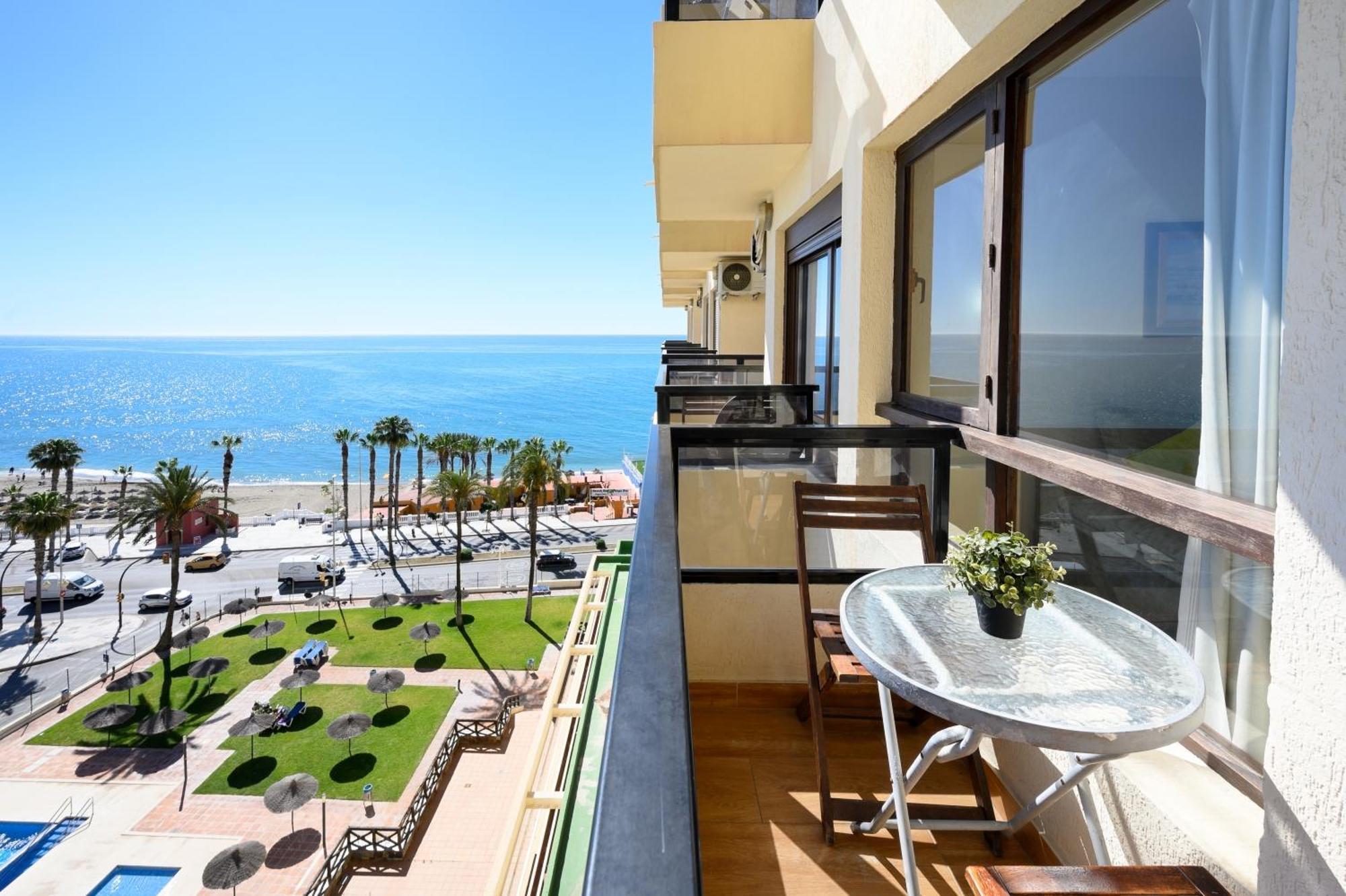 Апартаменти Benalmadena Living Екстер'єр фото